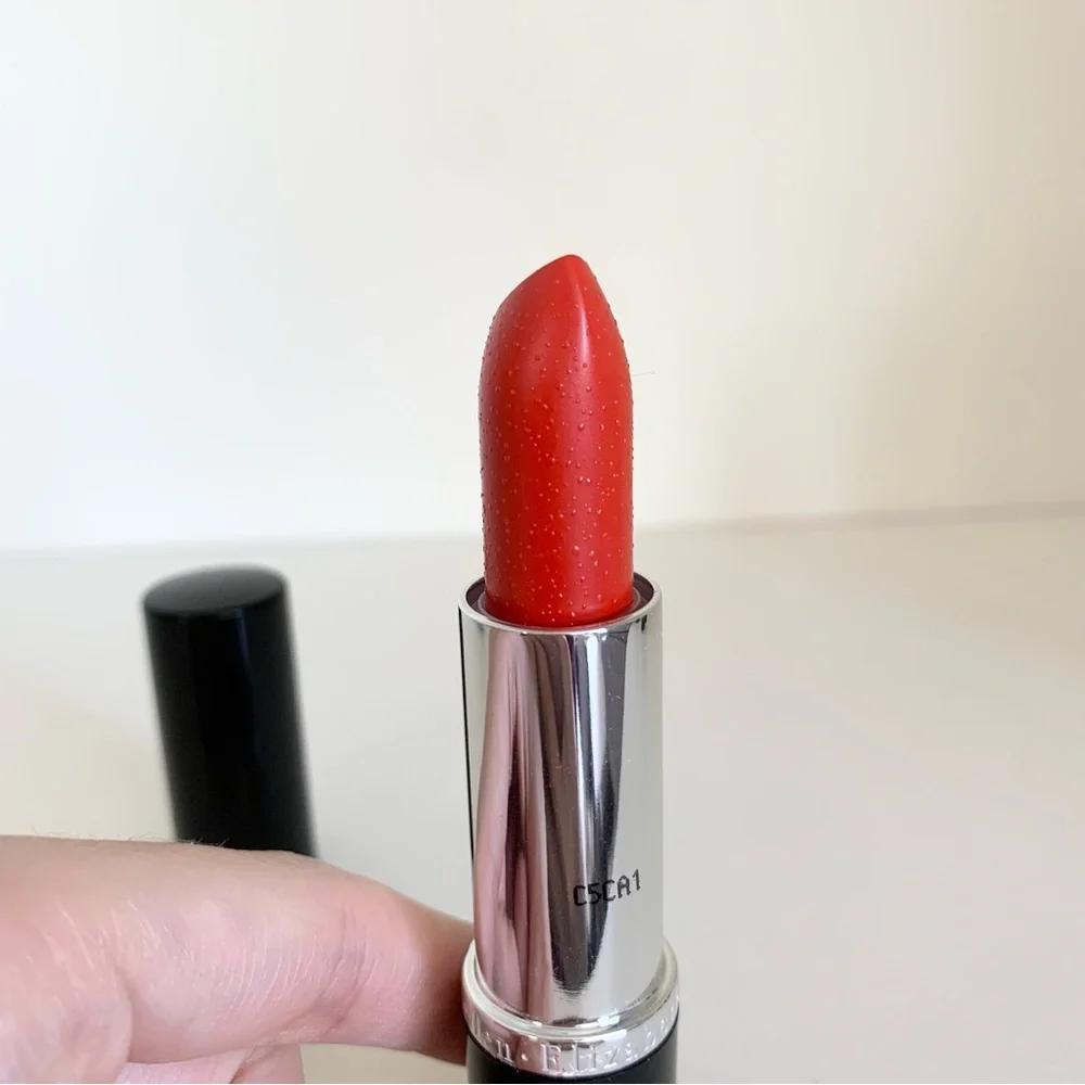 NWOT Elizabeth Arden red moisturizing lipstick